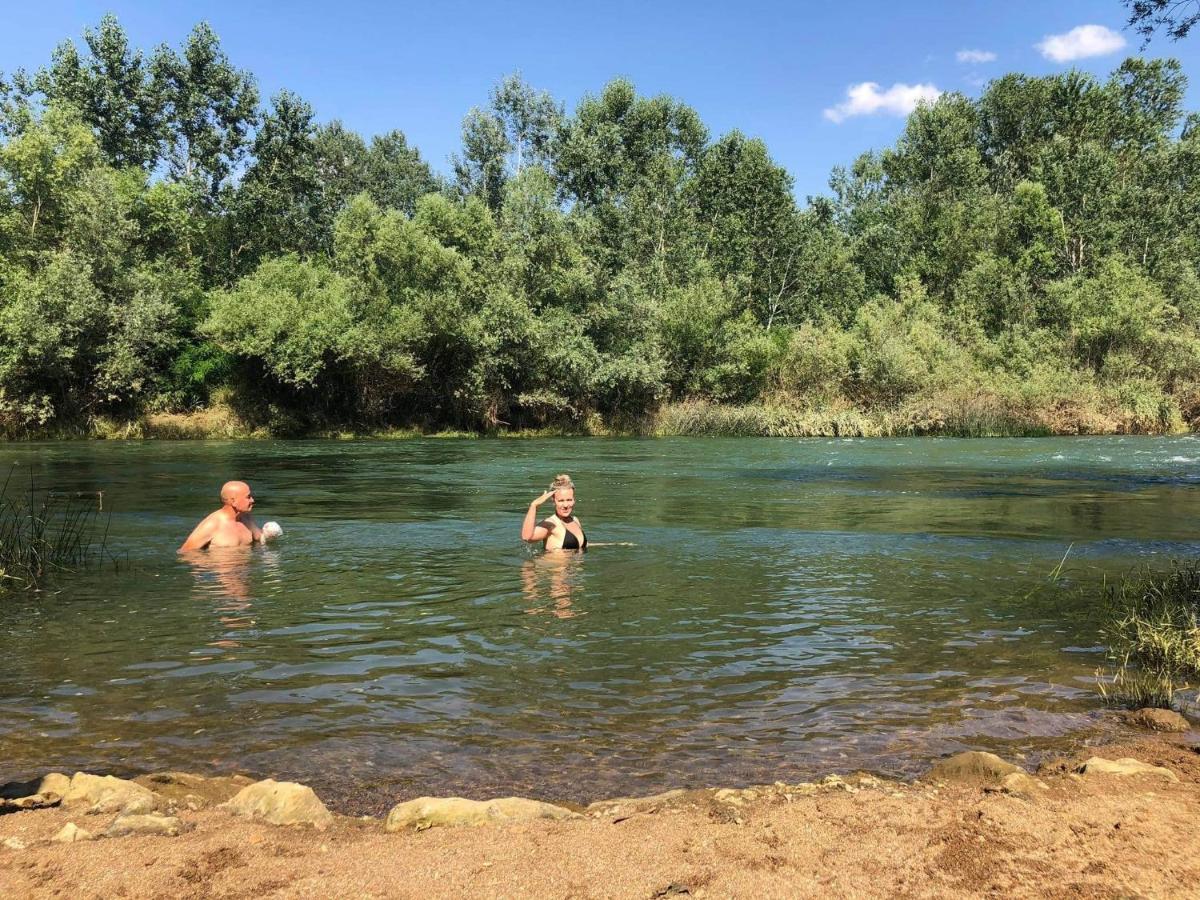 "Pivnica I Smestaj Jovanovic"- Rogljevacke Pivnice Rogljevo Exteriér fotografie
