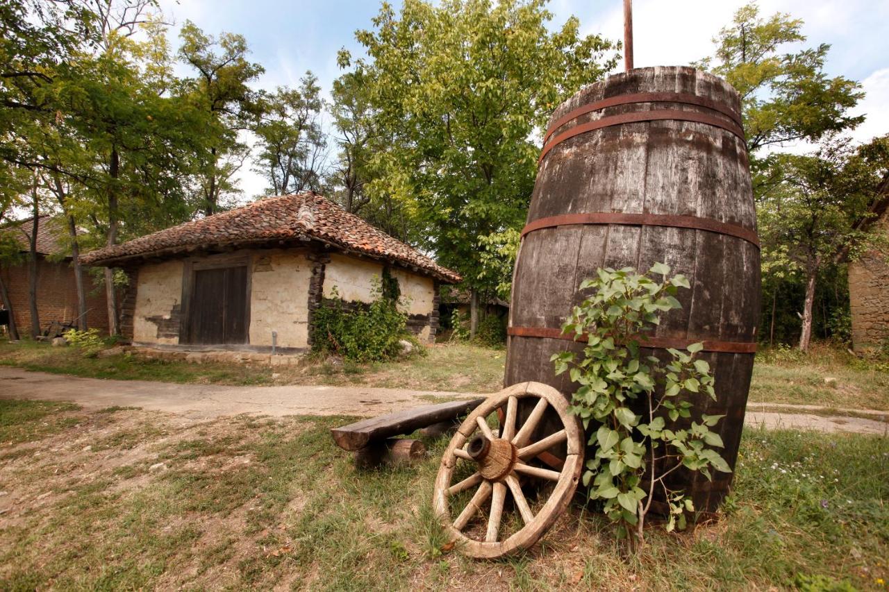 "Pivnica I Smestaj Jovanovic"- Rogljevacke Pivnice Rogljevo Exteriér fotografie