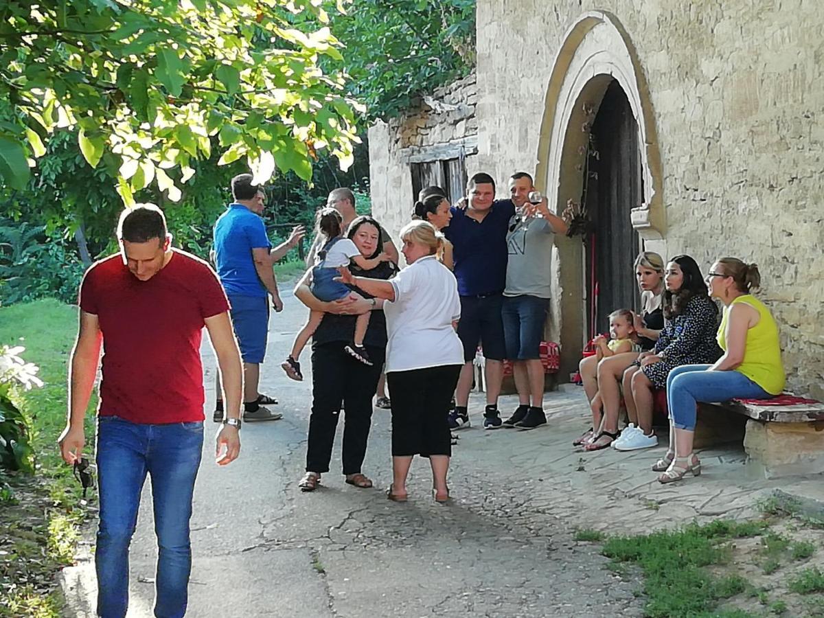 "Pivnica I Smestaj Jovanovic"- Rogljevacke Pivnice Rogljevo Exteriér fotografie