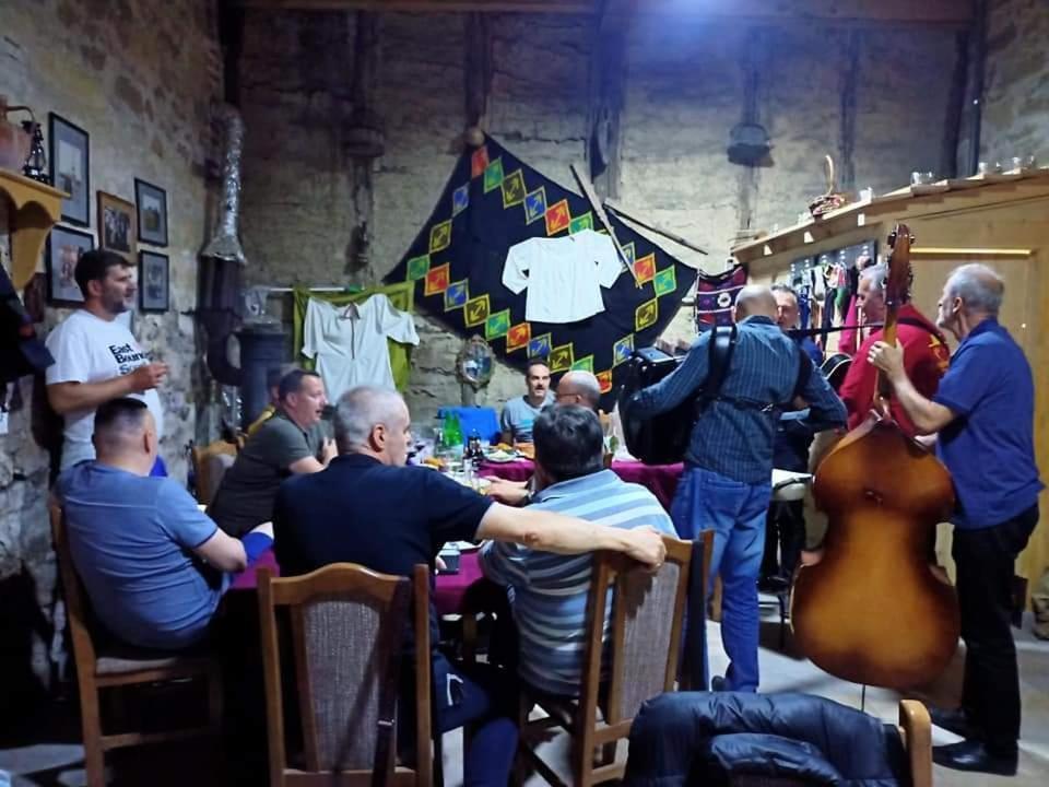"Pivnica I Smestaj Jovanovic"- Rogljevacke Pivnice Rogljevo Exteriér fotografie