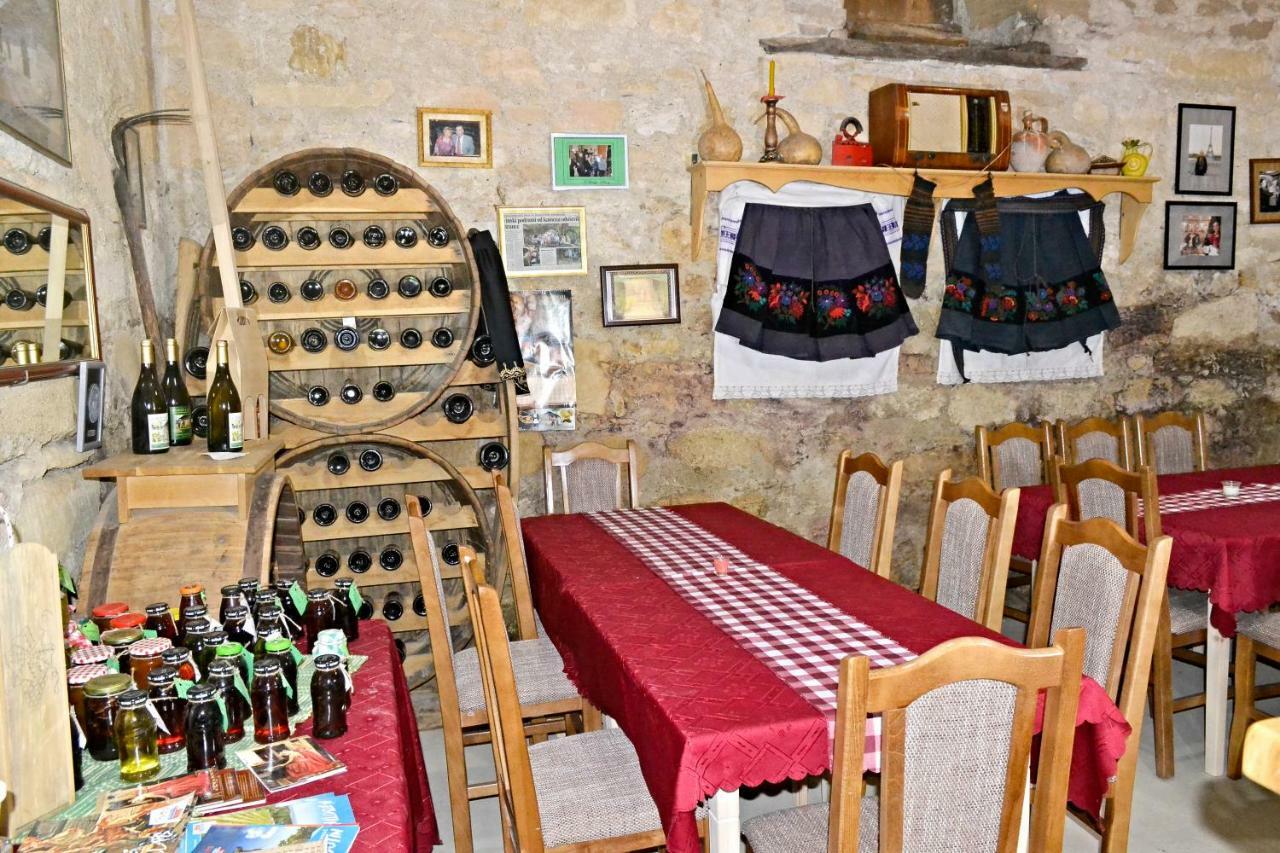 "Pivnica I Smestaj Jovanovic"- Rogljevacke Pivnice Rogljevo Exteriér fotografie