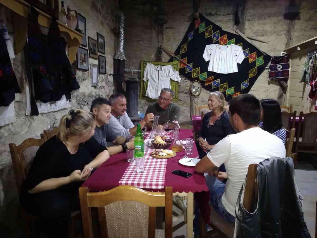 "Pivnica I Smestaj Jovanovic"- Rogljevacke Pivnice Rogljevo Exteriér fotografie